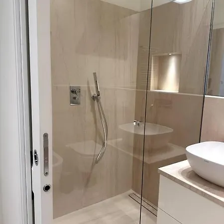 Apartament In The Heart Of Ghirlandina