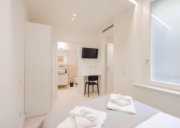 In The Heart Of Ghirlandina Apartment Modena